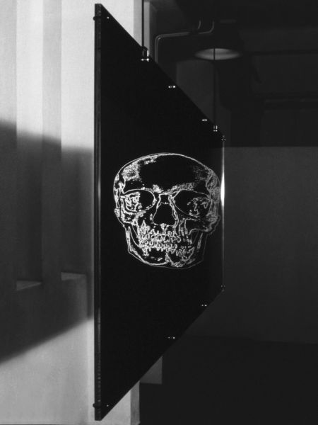 ANAMARPHOTIC SKULL 3