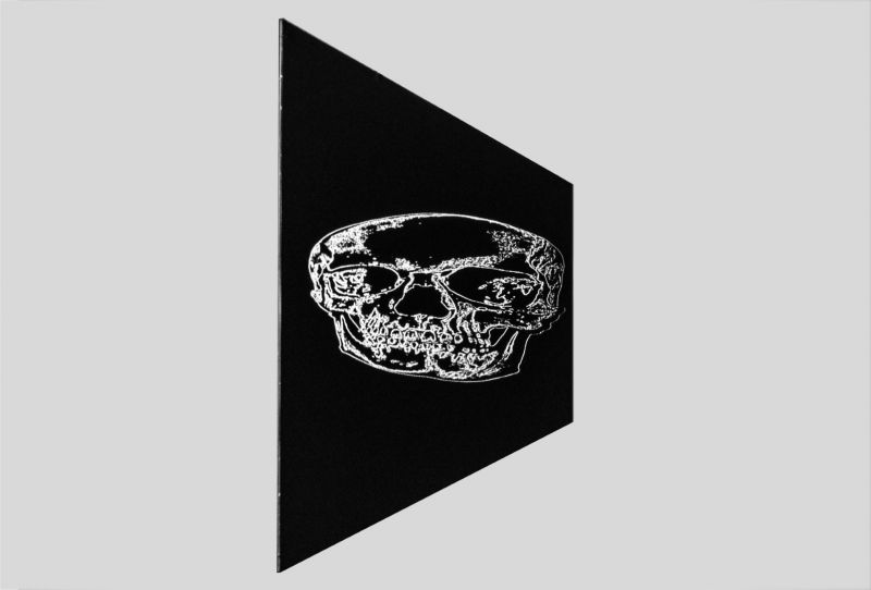 ANAMARPHOTIC SKULL 3